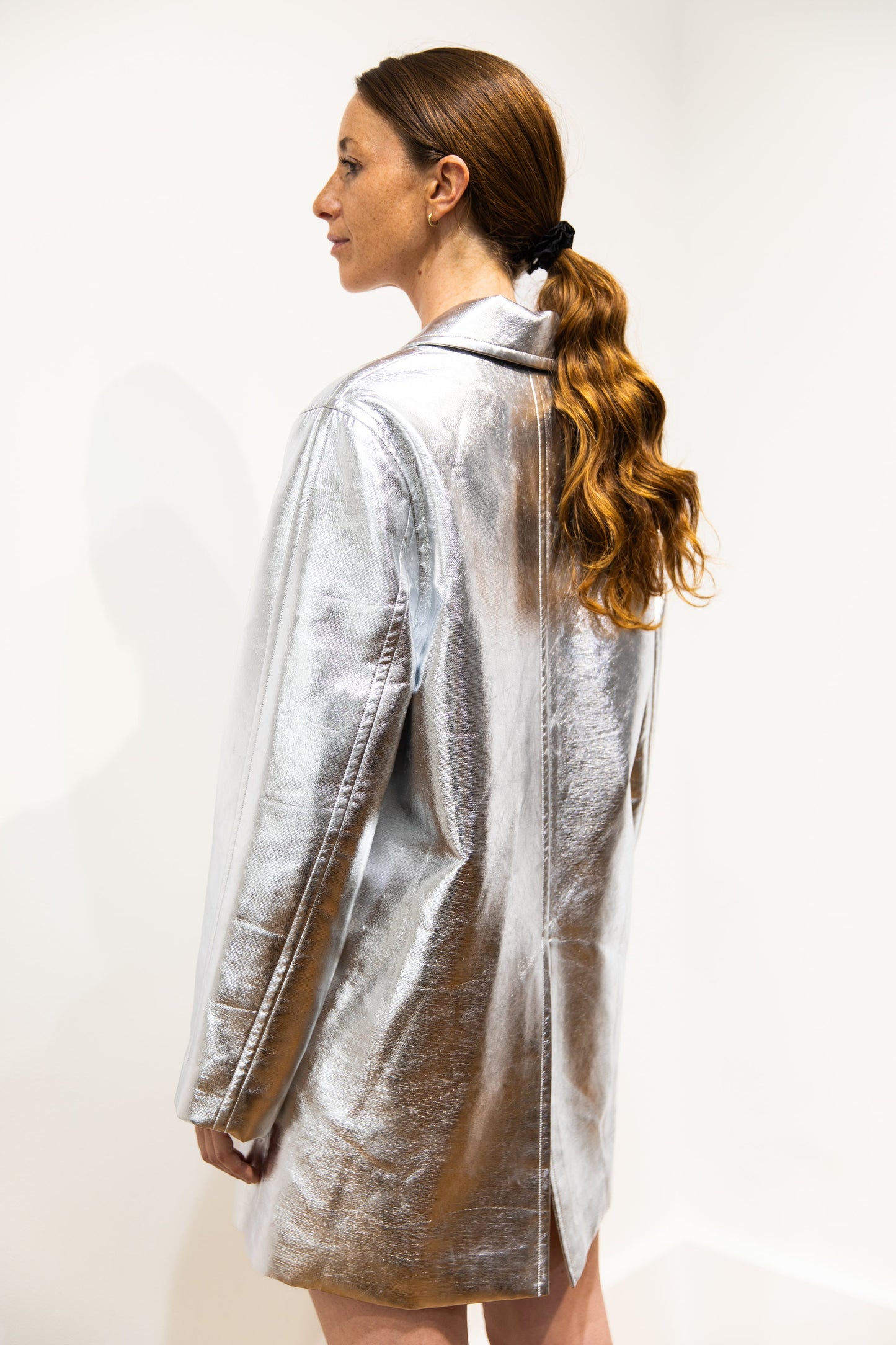 Imperméable argenté - Poupée