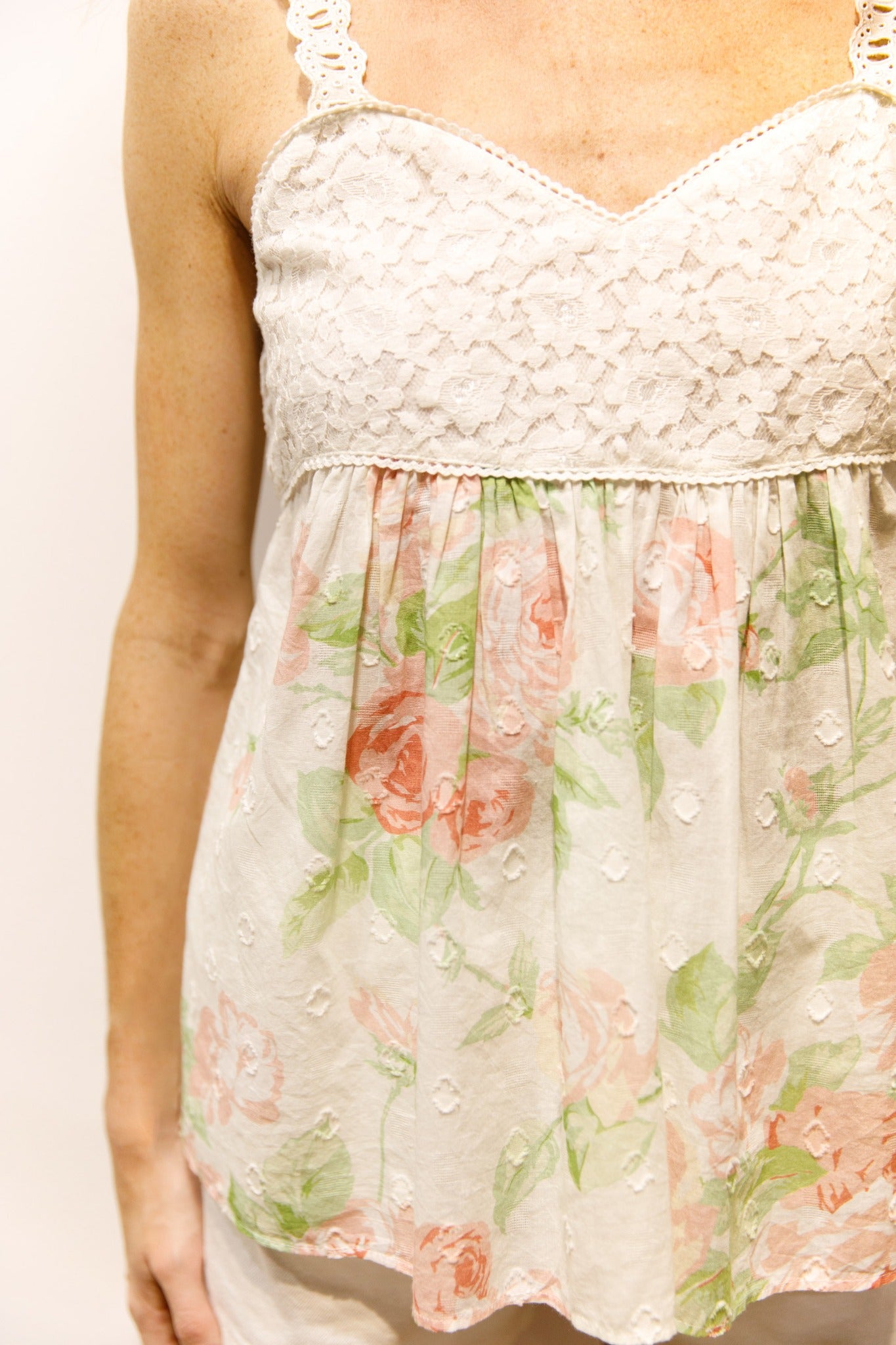 Top à bretelles imprimé roses – Louise