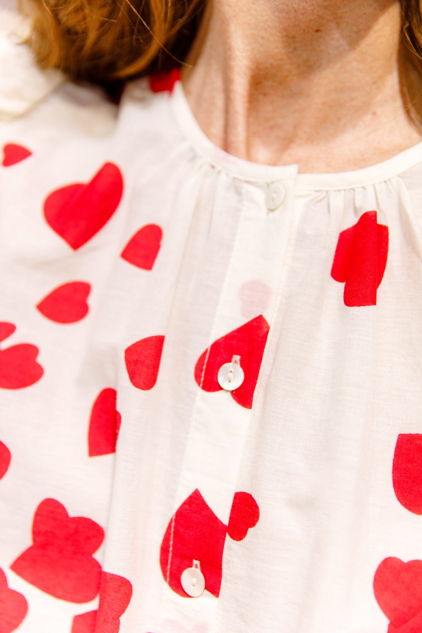 Blouse imprimée cœurs à manches longues – Sourire